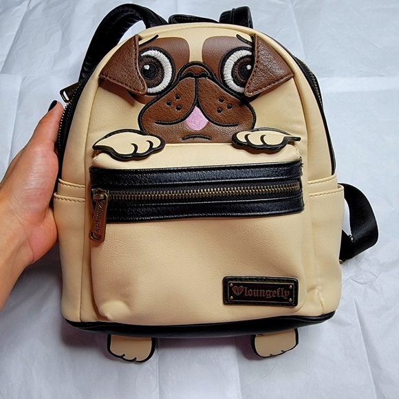 Backpack - Picture 1 of 6